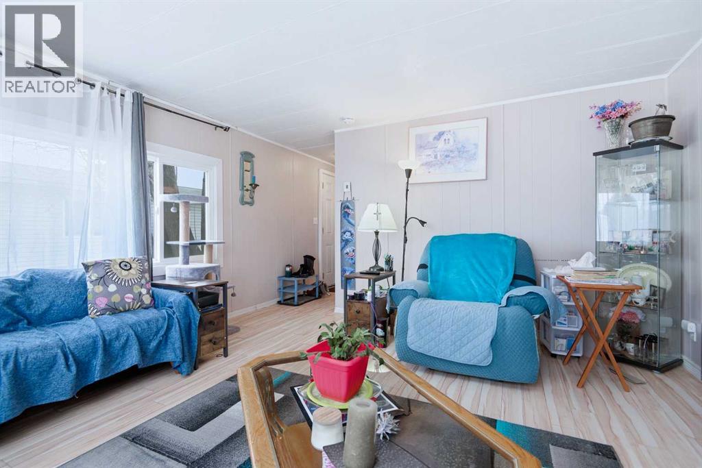 #36, 5344 76 Street, Red Deer, Alberta  T4P 2A6 - Photo 5 - A2284587