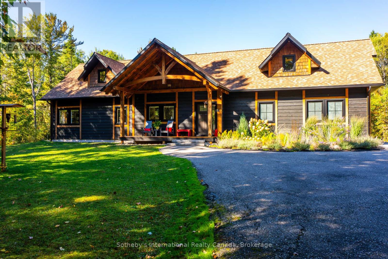 64 Bowyer Road, Huntsville, Ontario  P1H 2J4 - Photo 2 - X12448426