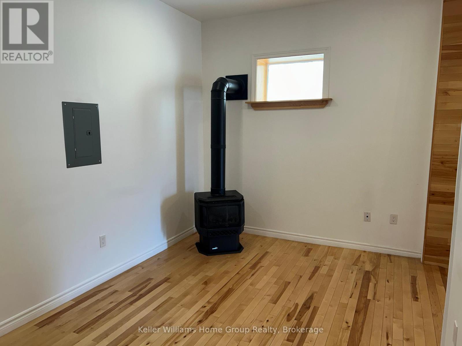 157 Main Street N, Wellington North, Ontario  N0G 2L2 - Photo 8 - X12766598