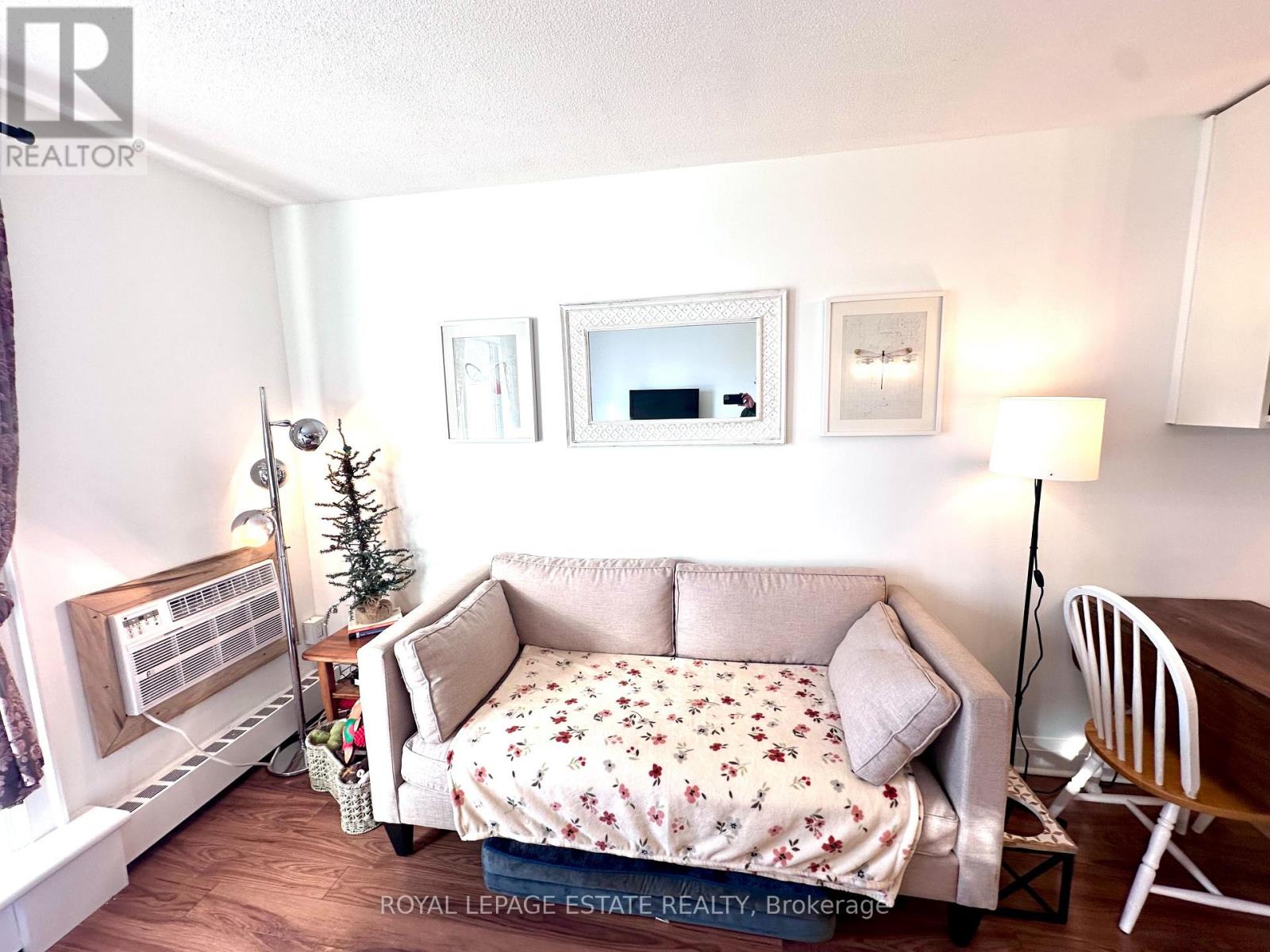 309 - 123 Woodbine Avenue, Toronto, Ontario  M4L 3V8 - Photo 8 - E12768570