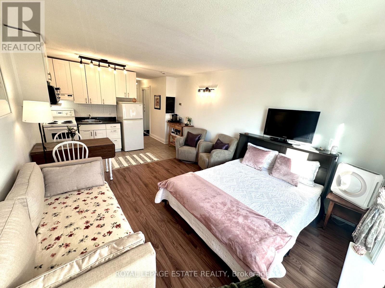 309 - 123 Woodbine Avenue, Toronto, Ontario  M4L 3V8 - Photo 6 - E12768570