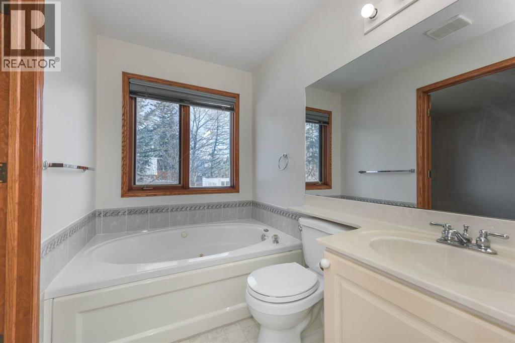 137 Arbour Ridge Heights Nw, Calgary, Alberta  T3G 3Z1 - Photo 24 - A2284155