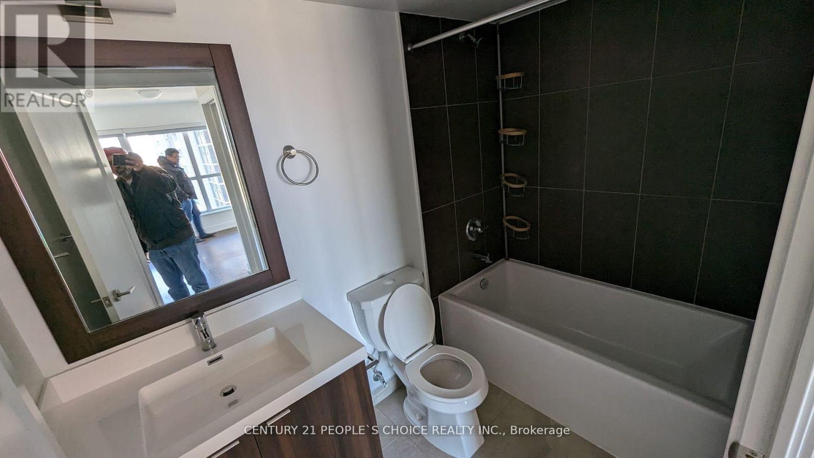 1718 - 9 Mabelle Avenue, Toronto, Ontario  M9A 4Y1 - Photo 7 - W12768786