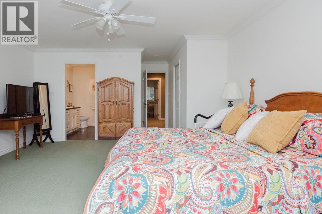 1537 Mccullough Road, Sechelt, British Columbia  V7Z 0A5 - Photo 32 - R3083899