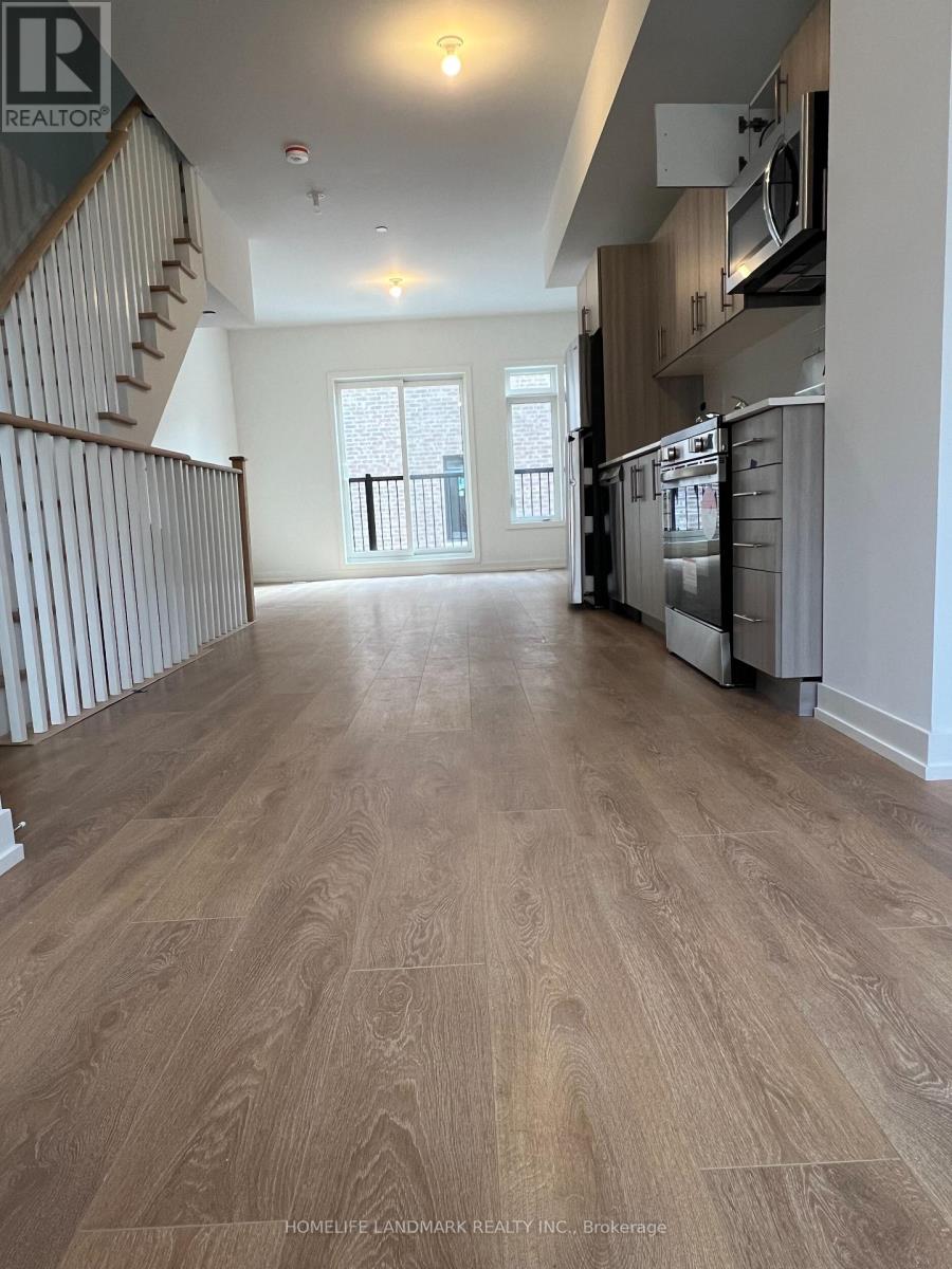 33 Case Ootes Drive, Toronto, Ontario  M4A 0C1 - Photo 2 - C12769854