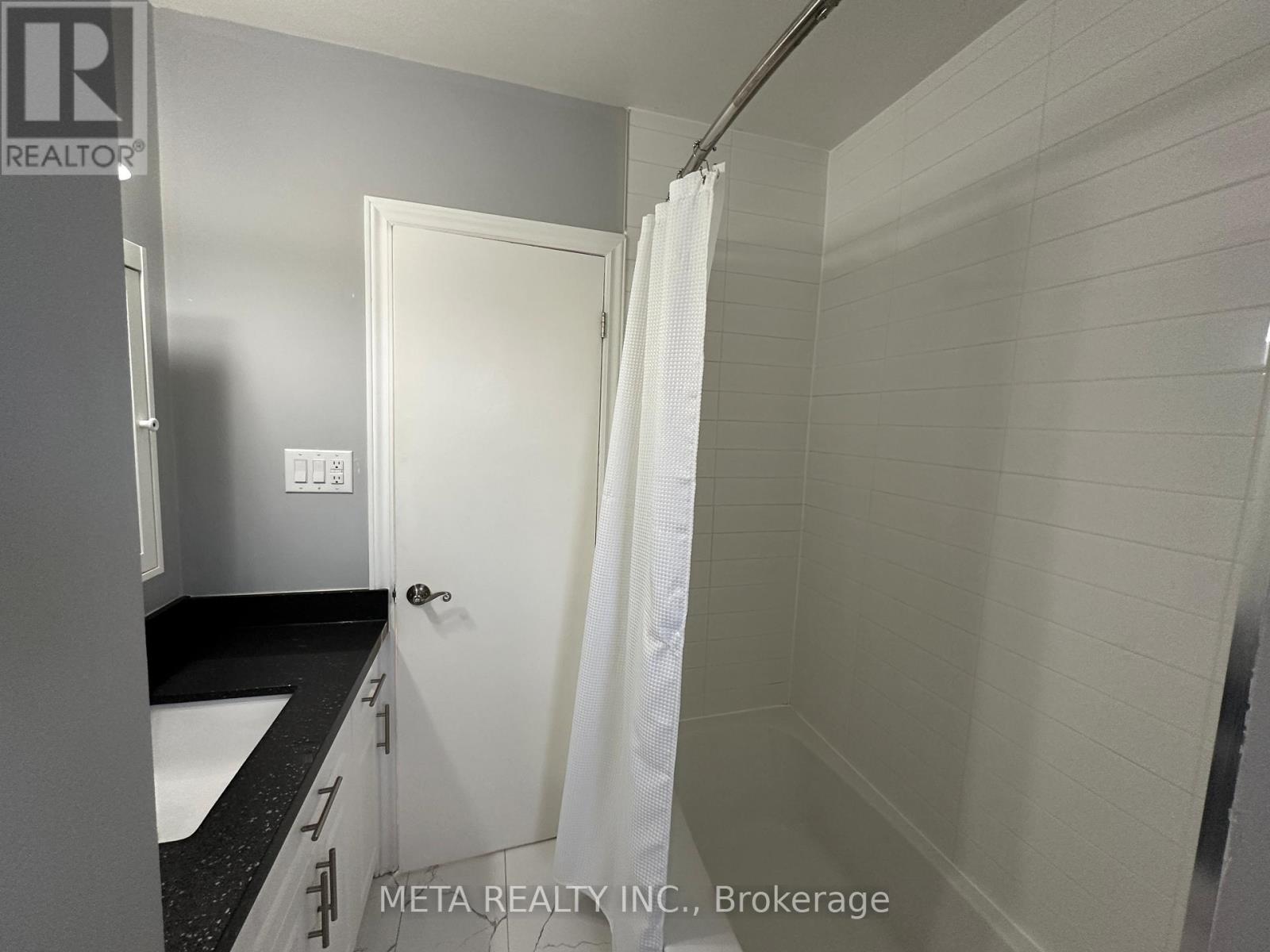 1398 Lakefield Street, Oshawa, Ontario  L1J 3Y9 - Photo 19 - E12769782