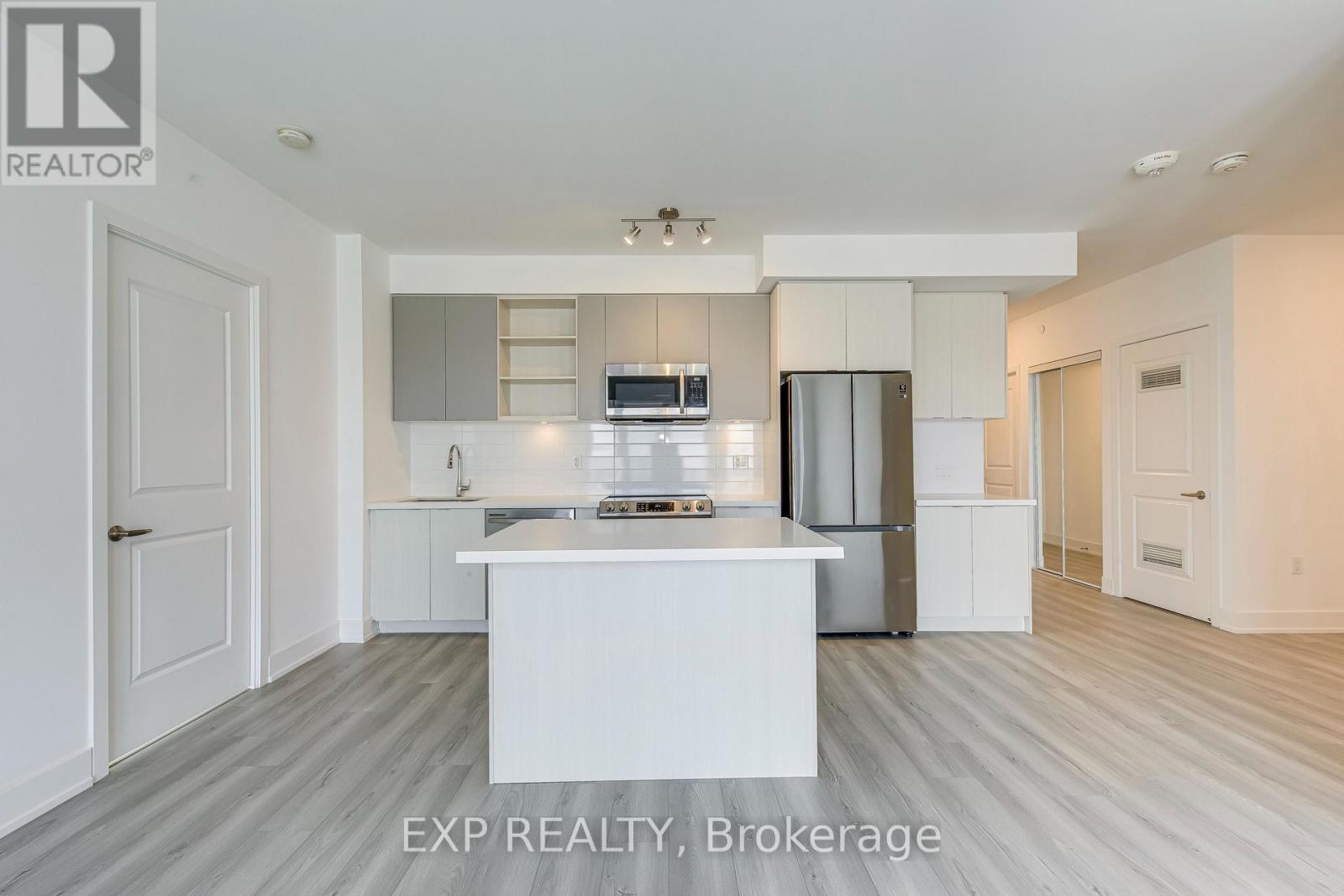 2107 - 4655 4655 Metcalfe Avenue, Mississauga, Ontario  L5M 0Z7 - Photo 15 - W12768990