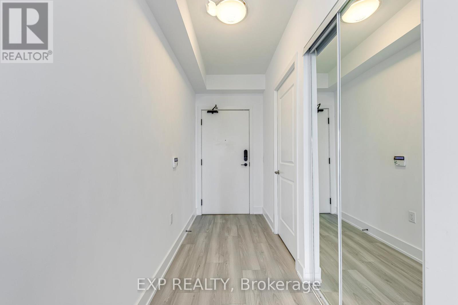 2107 - 4655 4655 Metcalfe Avenue, Mississauga, Ontario  L5M 0Z7 - Photo 6 - W12768990