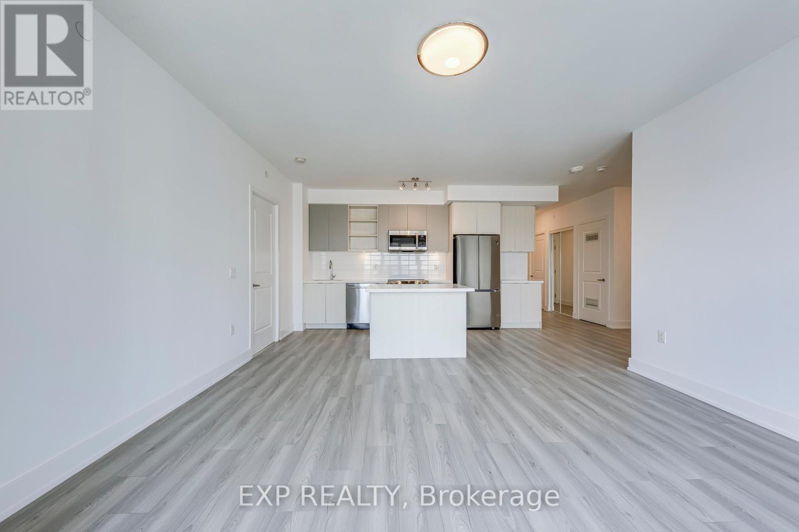 2107 - 4655 4655 Metcalfe Avenue, Mississauga, Ontario  L5M 0Z7 - Photo 8 - W12768990