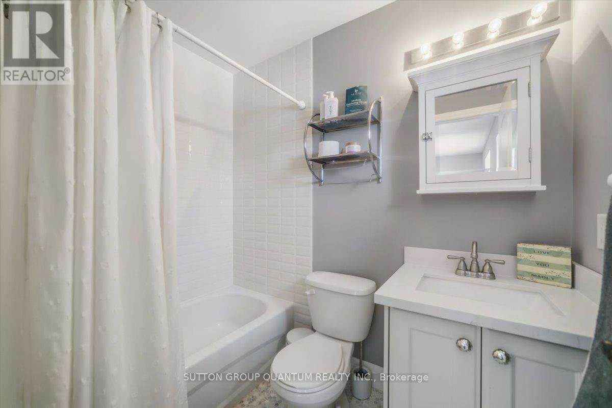 2 - 2375 Truscott Drive, Mississauga, Ontario  L5J 3R2 - Photo 21 - W12769846