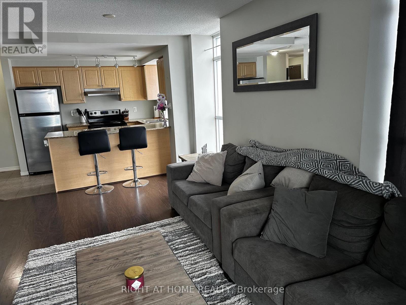 1605 - 9 George Street N, Brampton, Ontario  L6X 0T6 - Photo 13 - W12769852