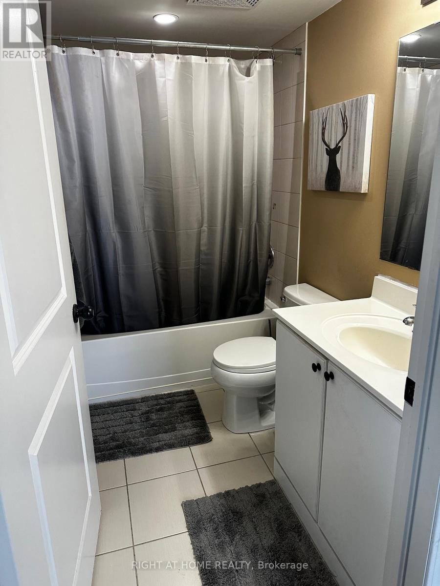 1605 - 9 George Street N, Brampton, Ontario  L6X 0T6 - Photo 16 - W12769852