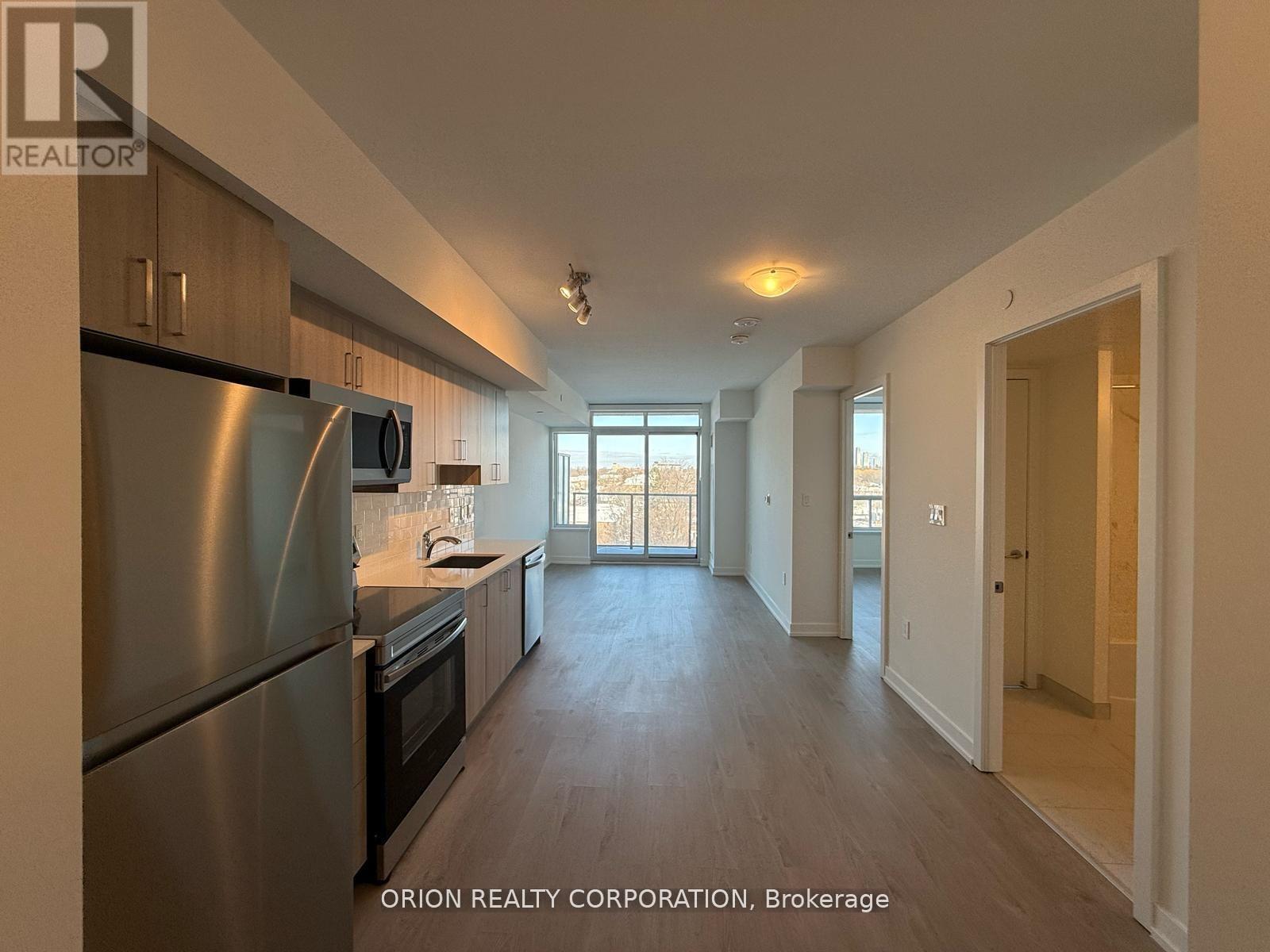 715 - 556 Marlee Avenue, Toronto, Ontario  M6B 0B1 - Photo 3 - W12769856