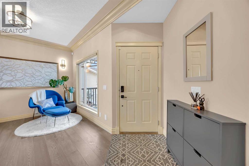 100 Cougarstone Manor Sw, Calgary, Alberta  T3H 5N5 - Photo 2 - A2282643