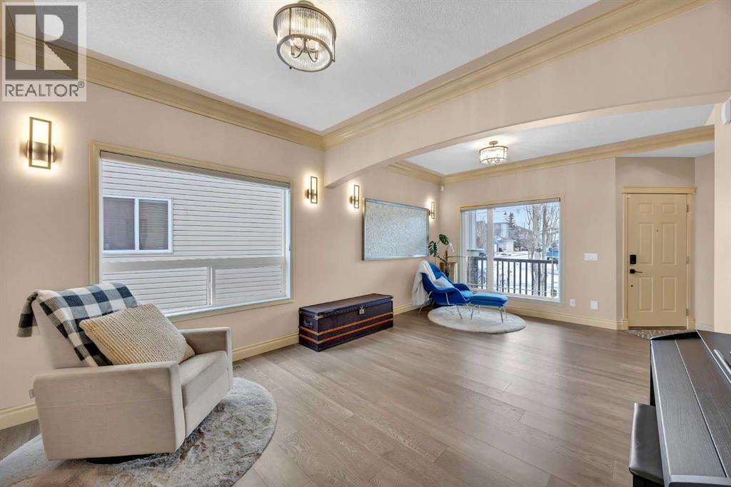 100 Cougarstone Manor Sw, Calgary, Alberta  T3H 5N5 - Photo 5 - A2282643