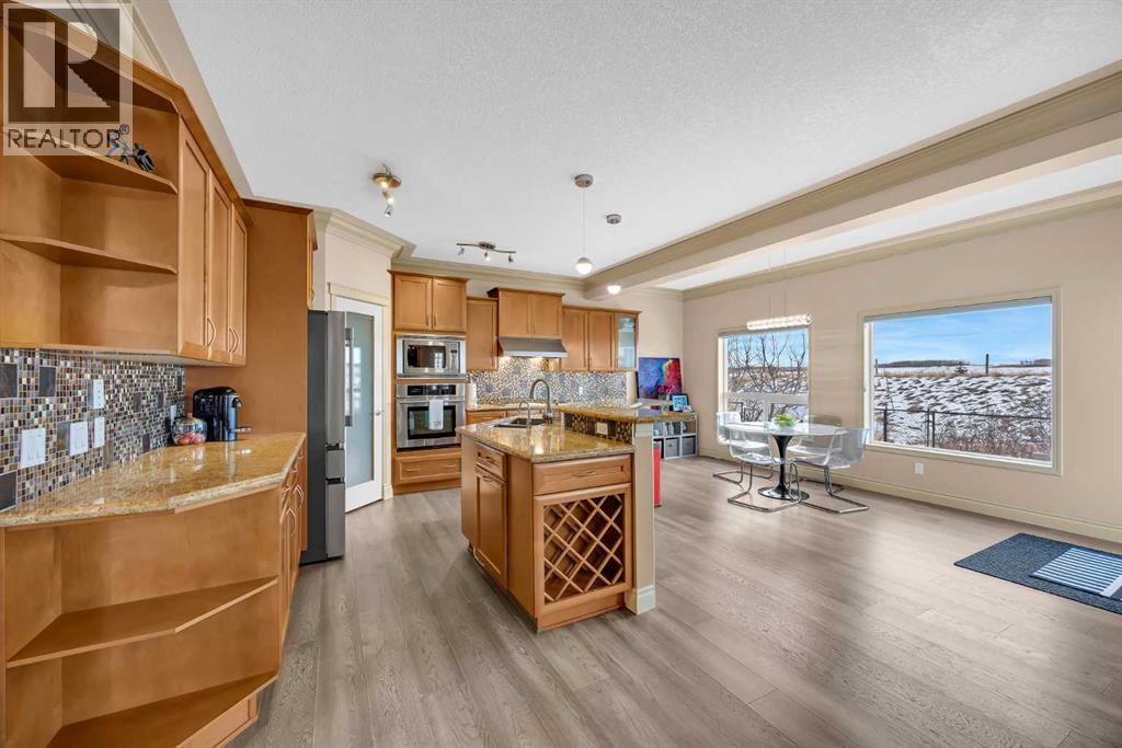 100 Cougarstone Manor Sw, Calgary, Alberta  T3H 5N5 - Photo 9 - A2282643