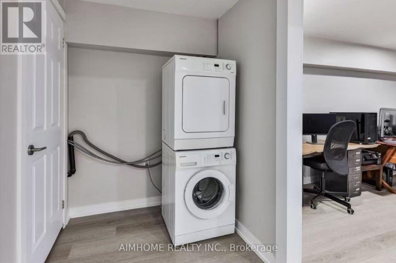 Bsmt - 401 Kittridge Road, Oakville, Ontario  L6H 7K6 - Photo 8 - W12599338