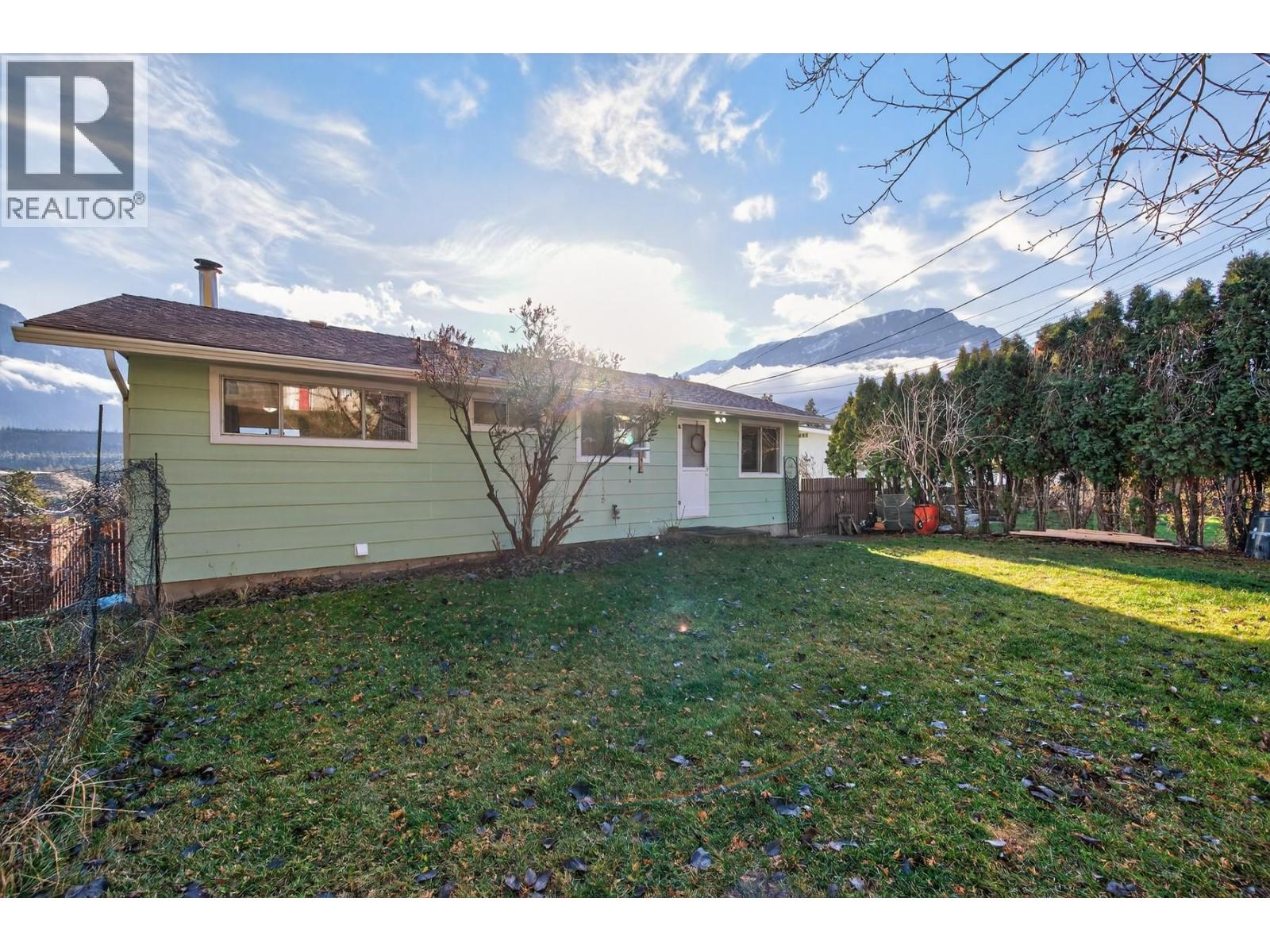 380 Panorama Lane, Lillooet, British Columbia  V0K 1V0 - Photo 33 - 10373183