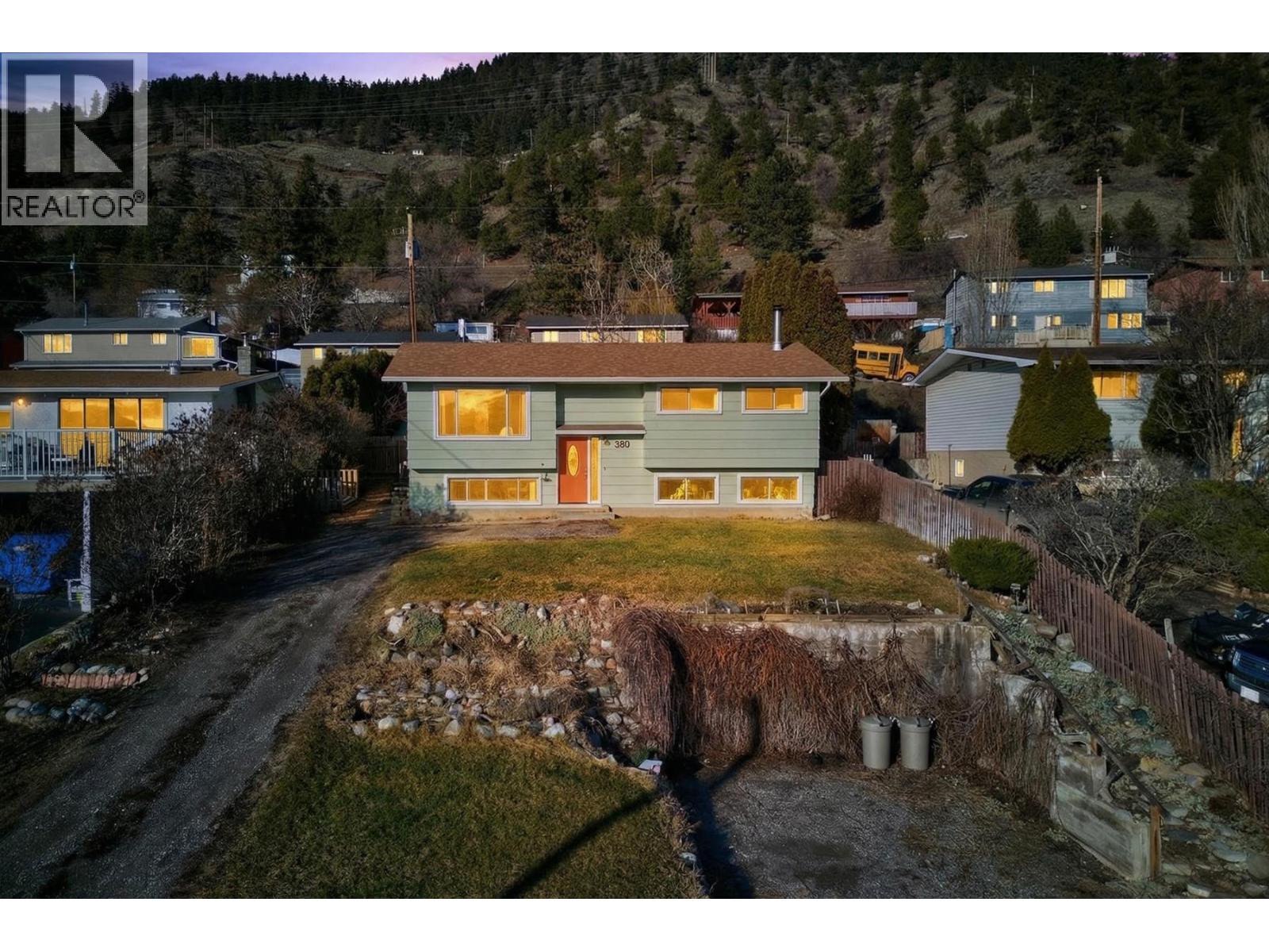 380 Panorama Lane, Lillooet, British Columbia  V0K 1V0 - Photo 2 - 10373183