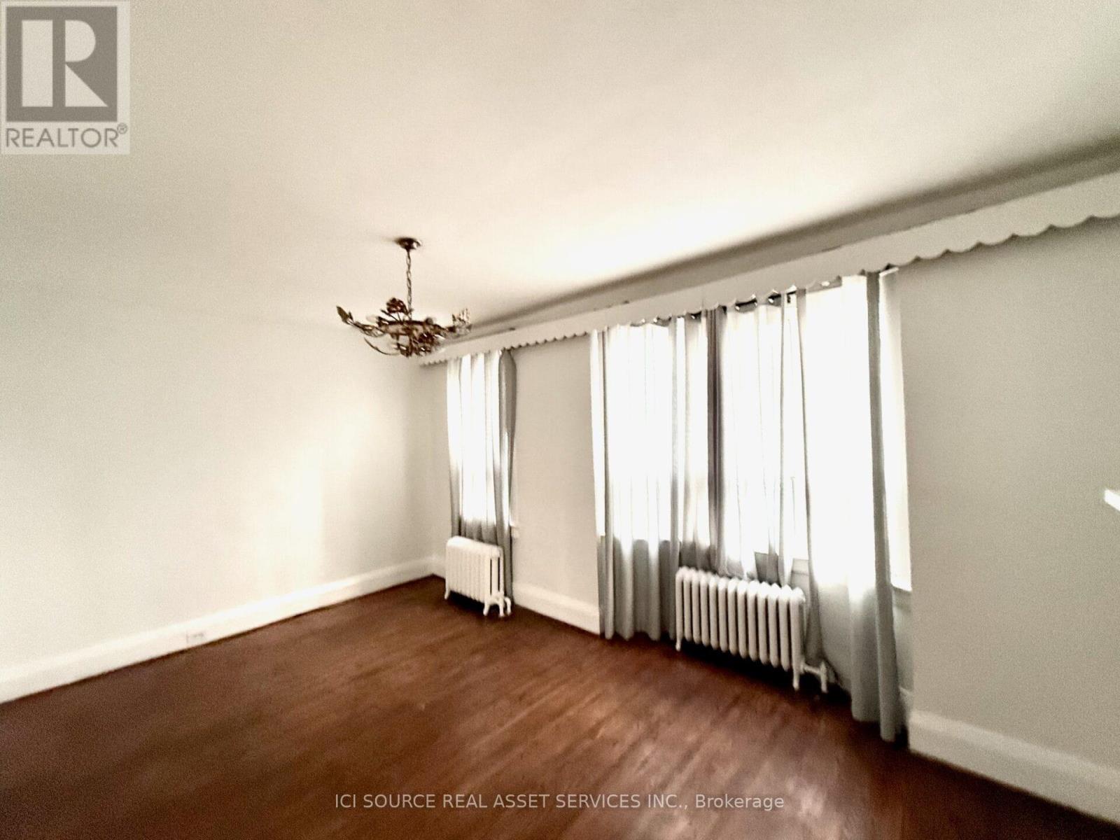 Floor 3 - 862 Danforth Avenue, Toronto, Ontario  M4J 1L7 - Photo 2 - E12769870