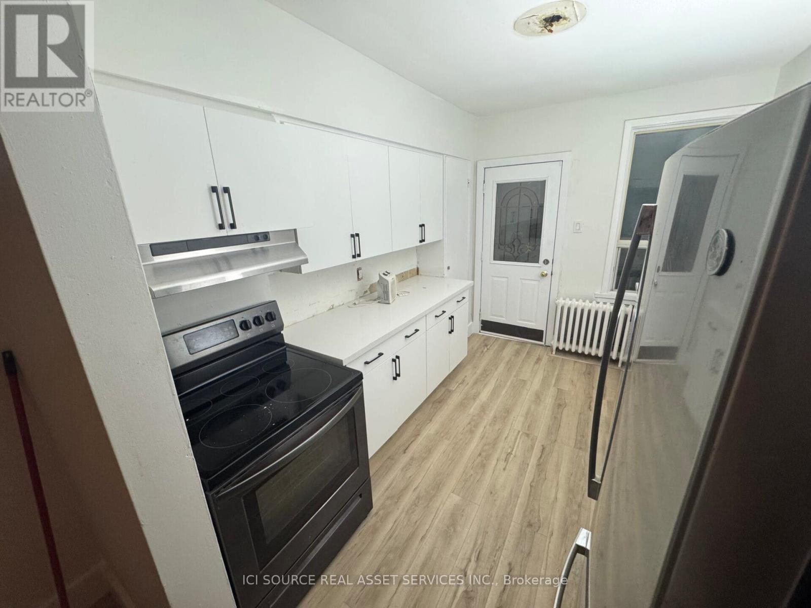 Floor 3 - 862 Danforth Avenue, Toronto, Ontario  M4J 1L7 - Photo 8 - E12769870