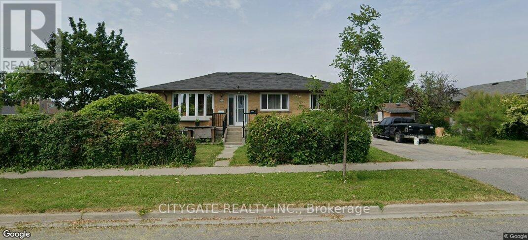 BASEMENT - 10 FERMOY ROAD, Toronto, Ontario