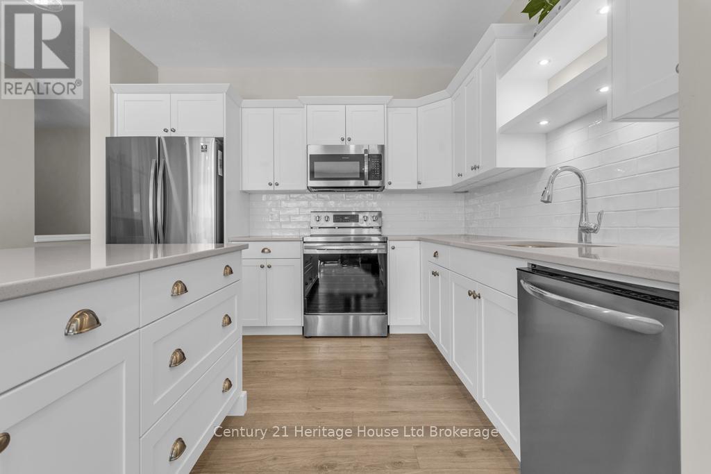 19 Livingston Drive, Tillsonburg, Ontario  N4G 0J3 - Photo 8 - X12764156