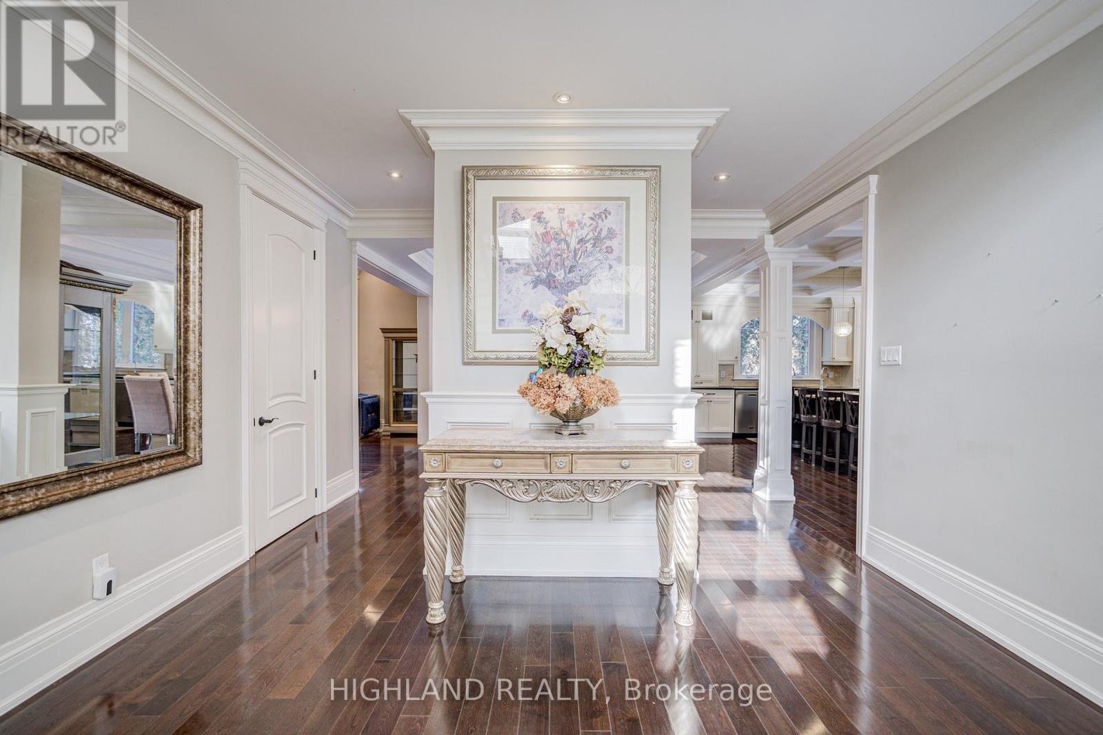 108 Livno Common, Oakville, Ontario  L6L 1H1 - Photo 2 - W12769882