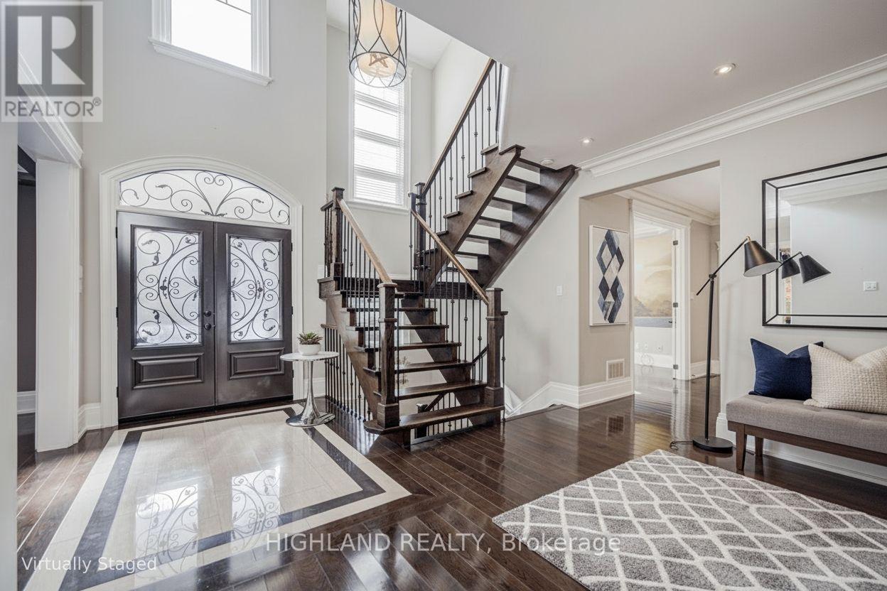 108 Livno Common, Oakville, Ontario  L6L 1H1 - Photo 3 - W12769882