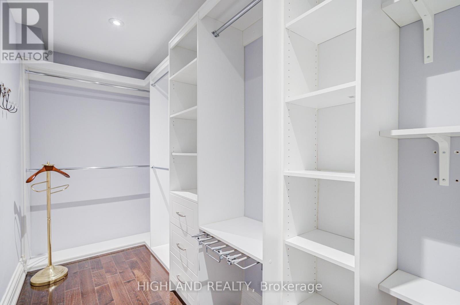 108 Livno Common, Oakville, Ontario  L6L 1H1 - Photo 35 - W12769882