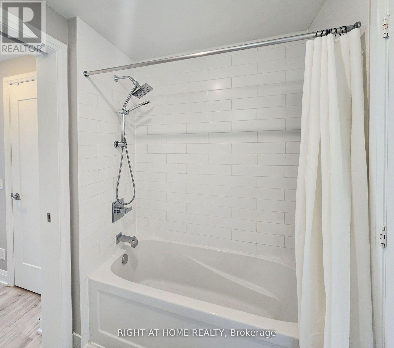 1402 - 56 Annie Craig Drive, Toronto, Ontario  M8V 0C8 - Photo 17 - W12769890