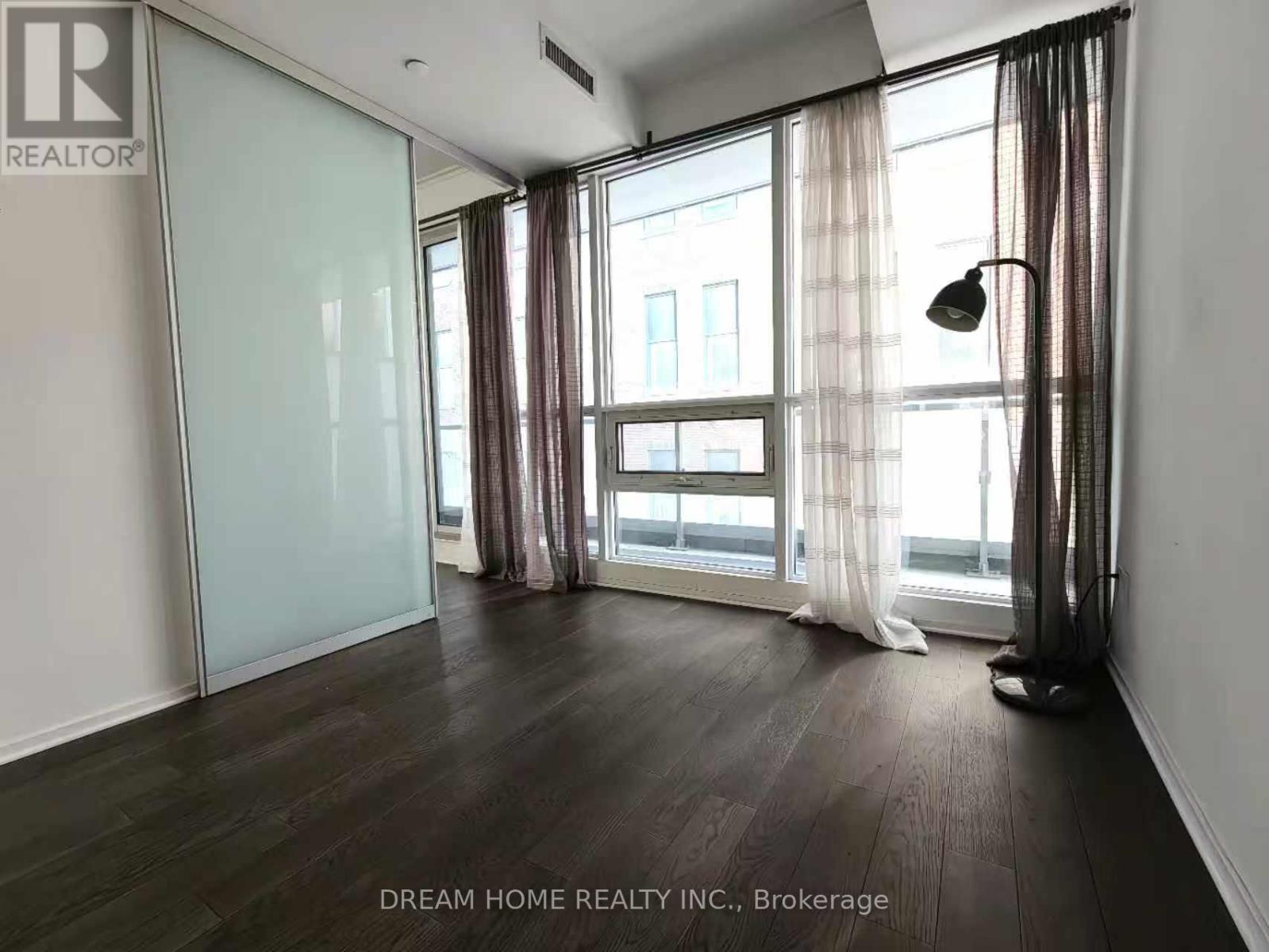 810 - 70 Temperance Street, Toronto, Ontario  M5H 4E8 - Photo 10 - C12754266