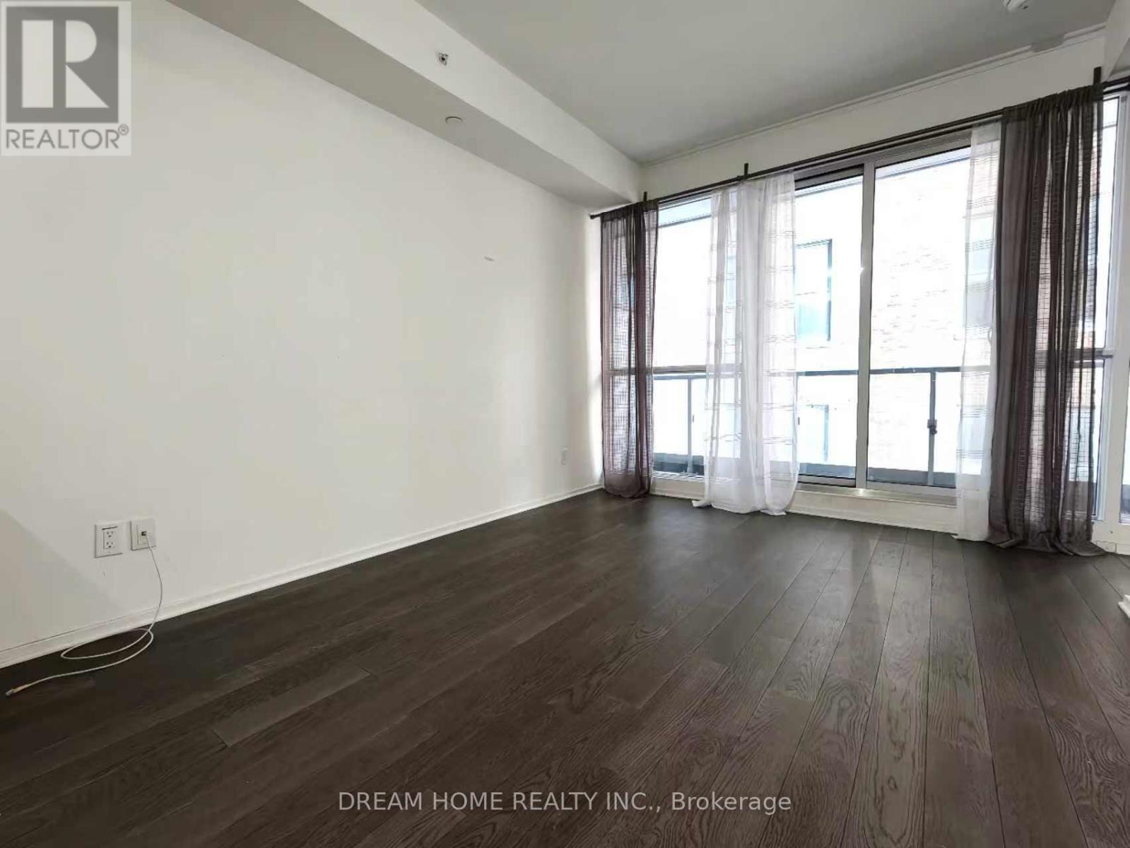 810 - 70 Temperance Street, Toronto, Ontario  M5H 4E8 - Photo 4 - C12754266