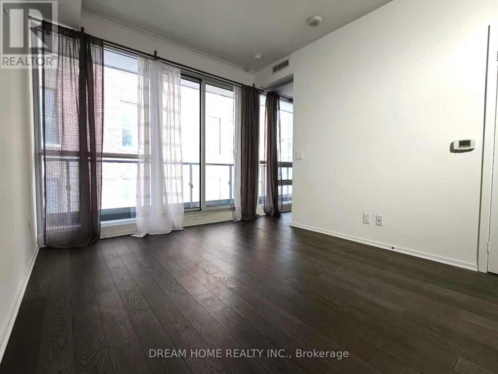 810 - 70 Temperance Street, Toronto, Ontario  M5H 4E8 - Photo 9 - C12754266