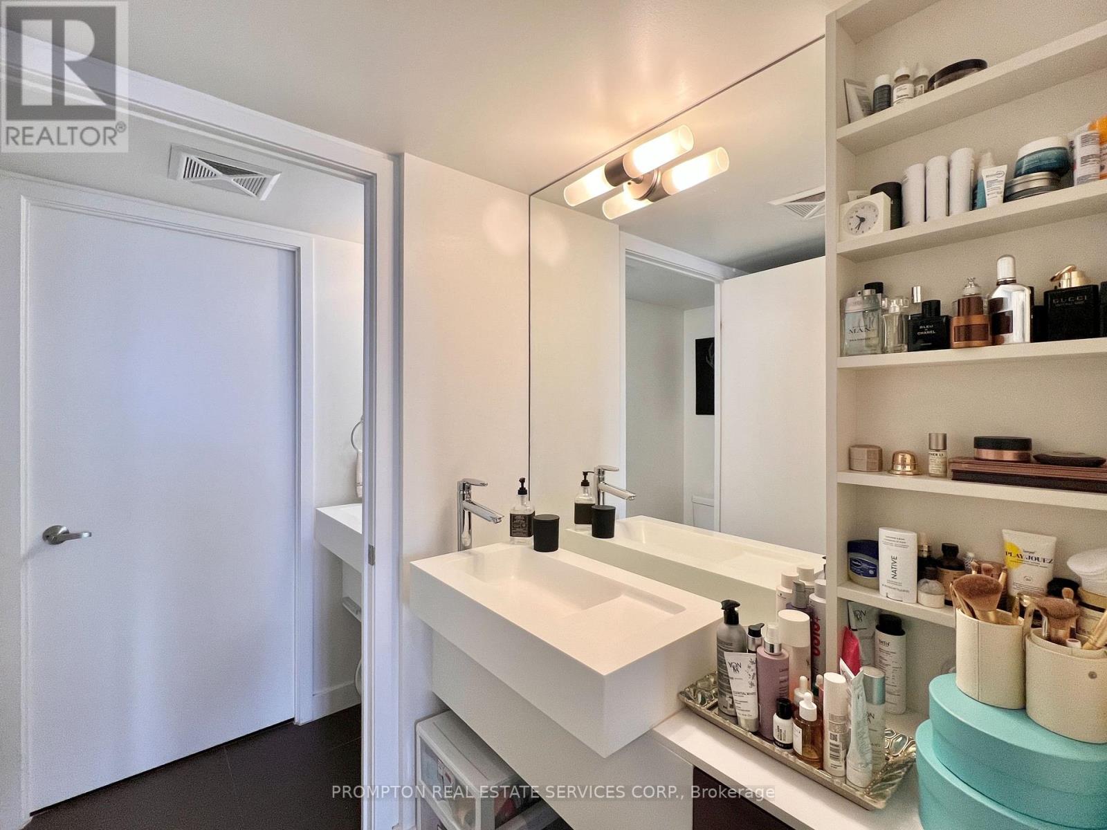 2811 - 38 Dan Leckie Way, Toronto, Ontario  M5V 2V6 - Photo 15 - C12769892