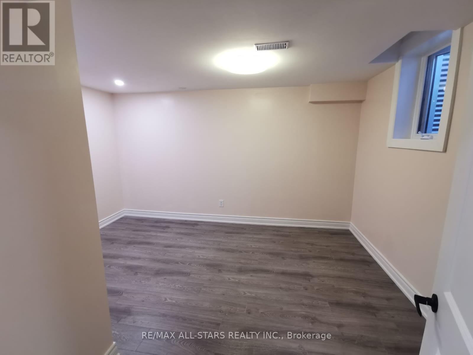 Bsmnt - 48 Fencerow Drive, Whitby, Ontario  L1R 1Y3 - Photo 8 - E12769902