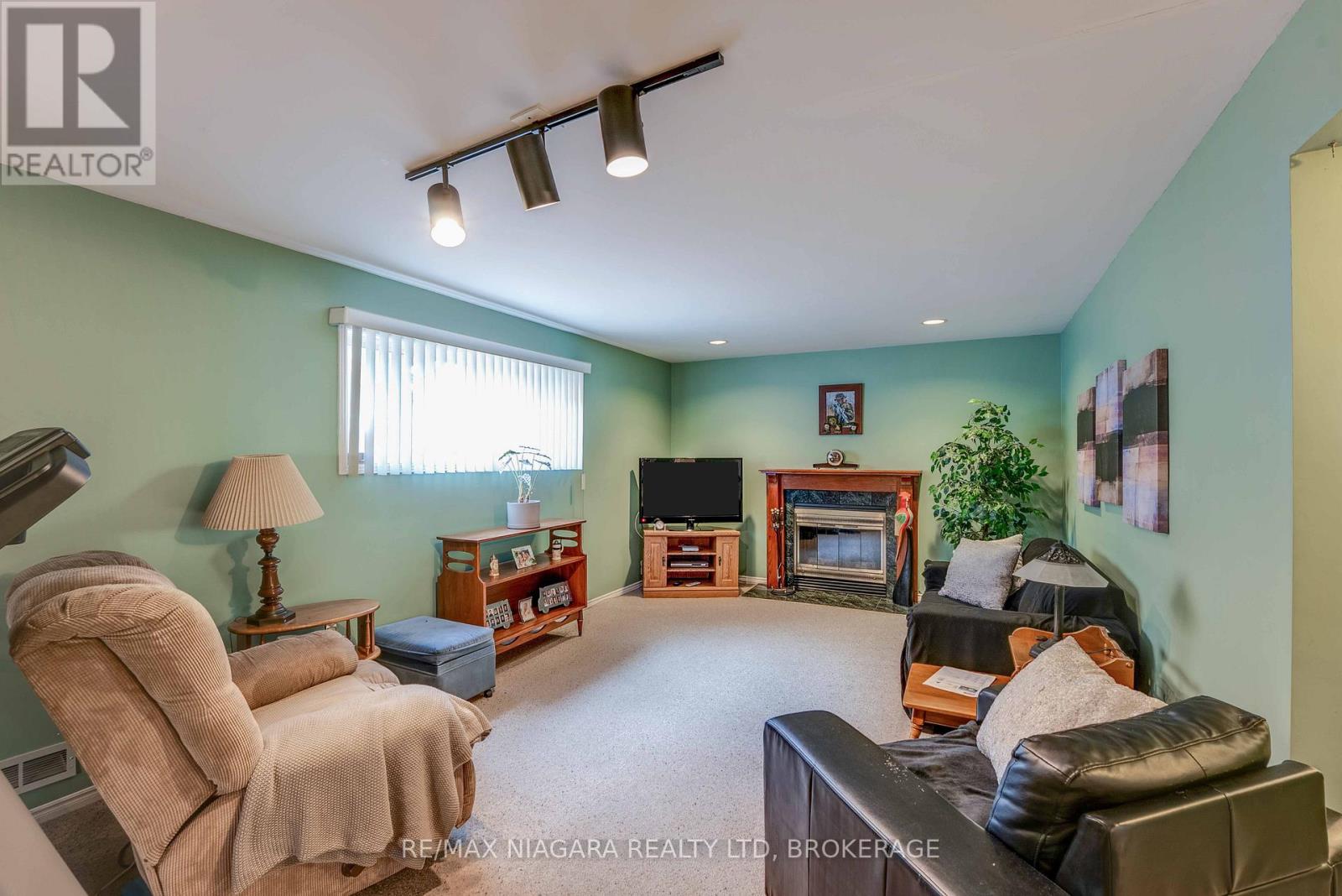 26 Ravine Road, St. Catharines, Ontario  L2P 3A7 - Photo 27 - X12569336