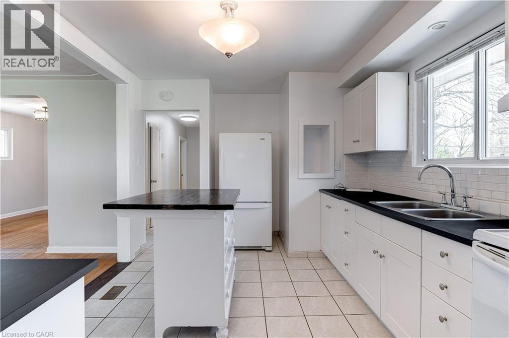 164 West 19th Street Unit# Upper, Hamilton, Ontario  L9C 4H8 - Photo 13 - 40791613