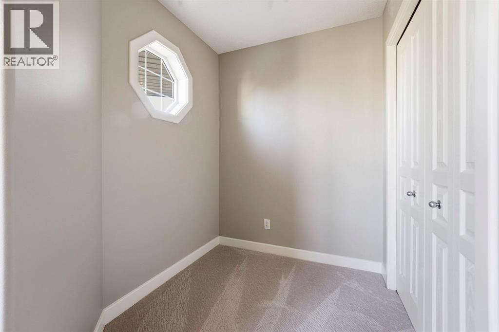 33 Prominence Park Sw, Calgary, Alberta  T3H 4K8 - Photo 24 - A2280011