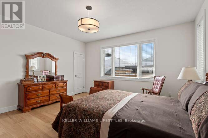 23 Elliot Street, Strathroy-Caradoc, Ontario  N7G 3H4 - Photo 18 - X12769916