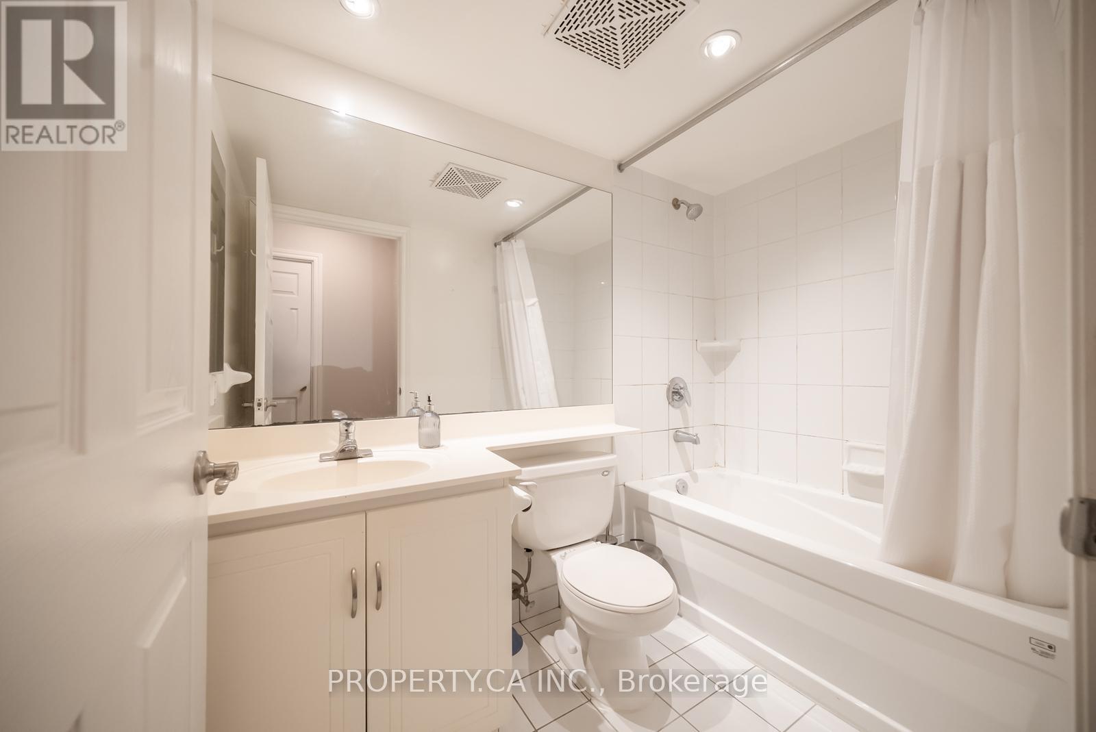 423 - 270 Wellington Street W, Toronto, Ontario  M5V 3P5 - Photo 13 - C12769928