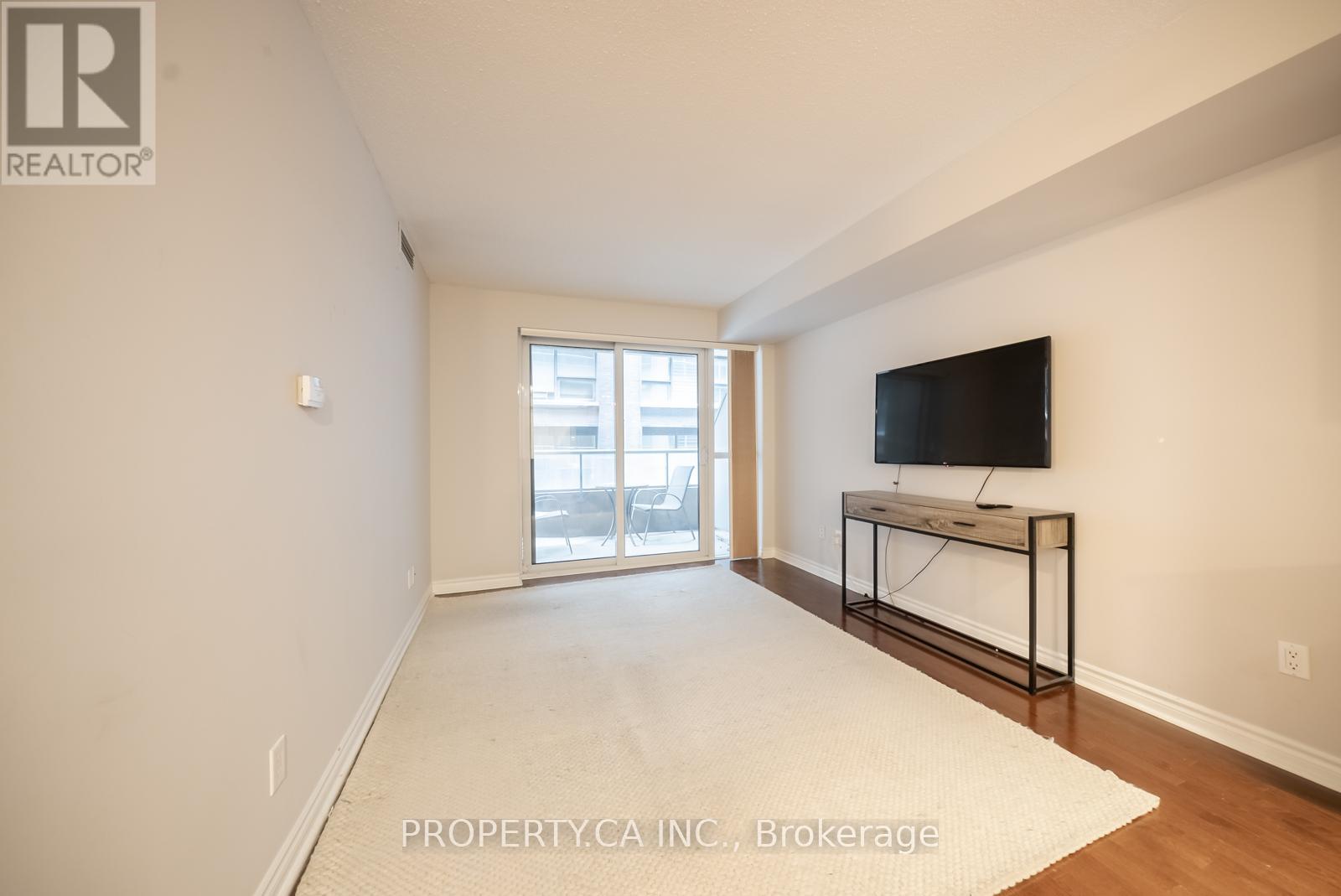 423 - 270 Wellington Street W, Toronto, Ontario  M5V 3P5 - Photo 4 - C12769928