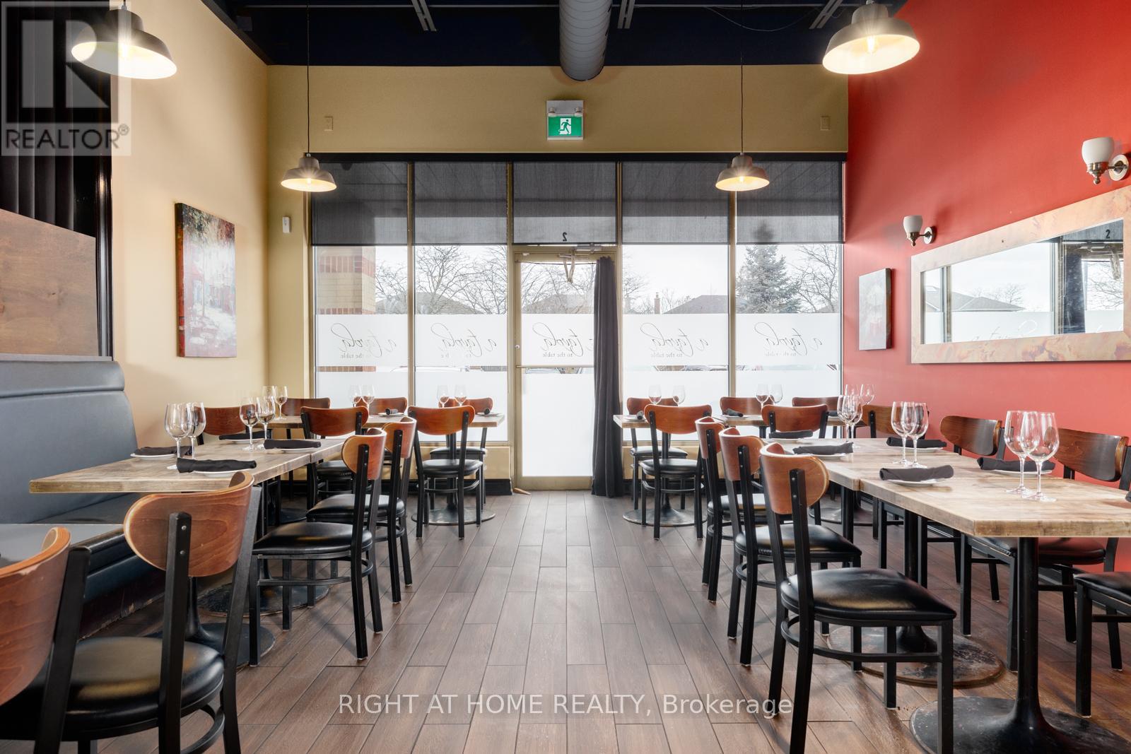 2 - 10 Meadowglen Drive, Whitby, Ontario  L1R 3P8 - Photo 10 - E12769926