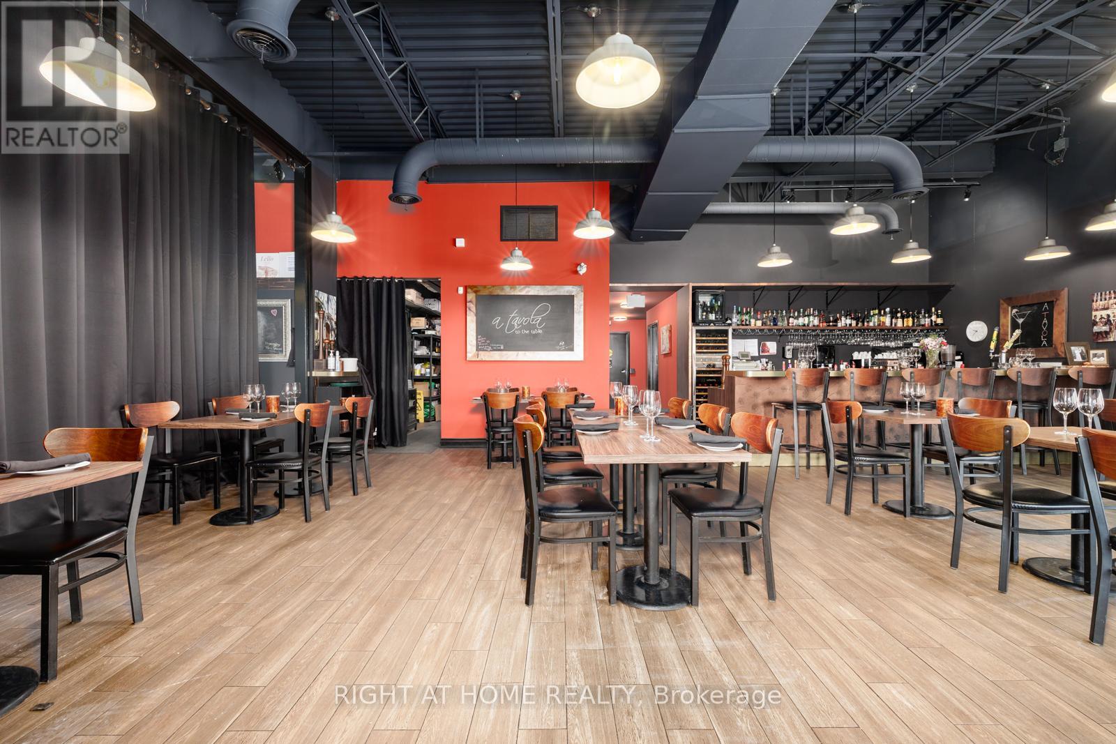 2 - 10 Meadowglen Drive, Whitby, Ontario  L1R 3P8 - Photo 4 - E12769926