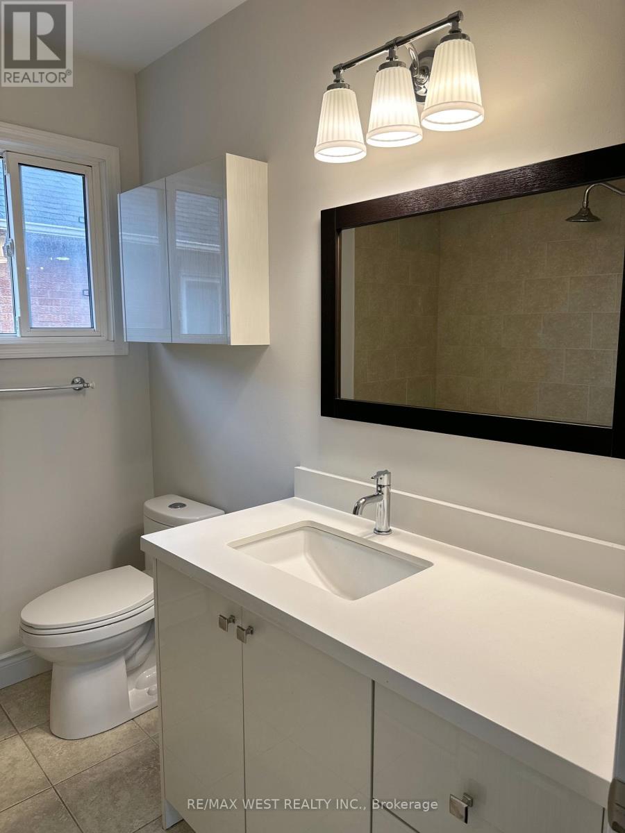 20 Kevi Crescent, Richmond Hill, Ontario  L4B 3C8 - Photo 16 - N12769912