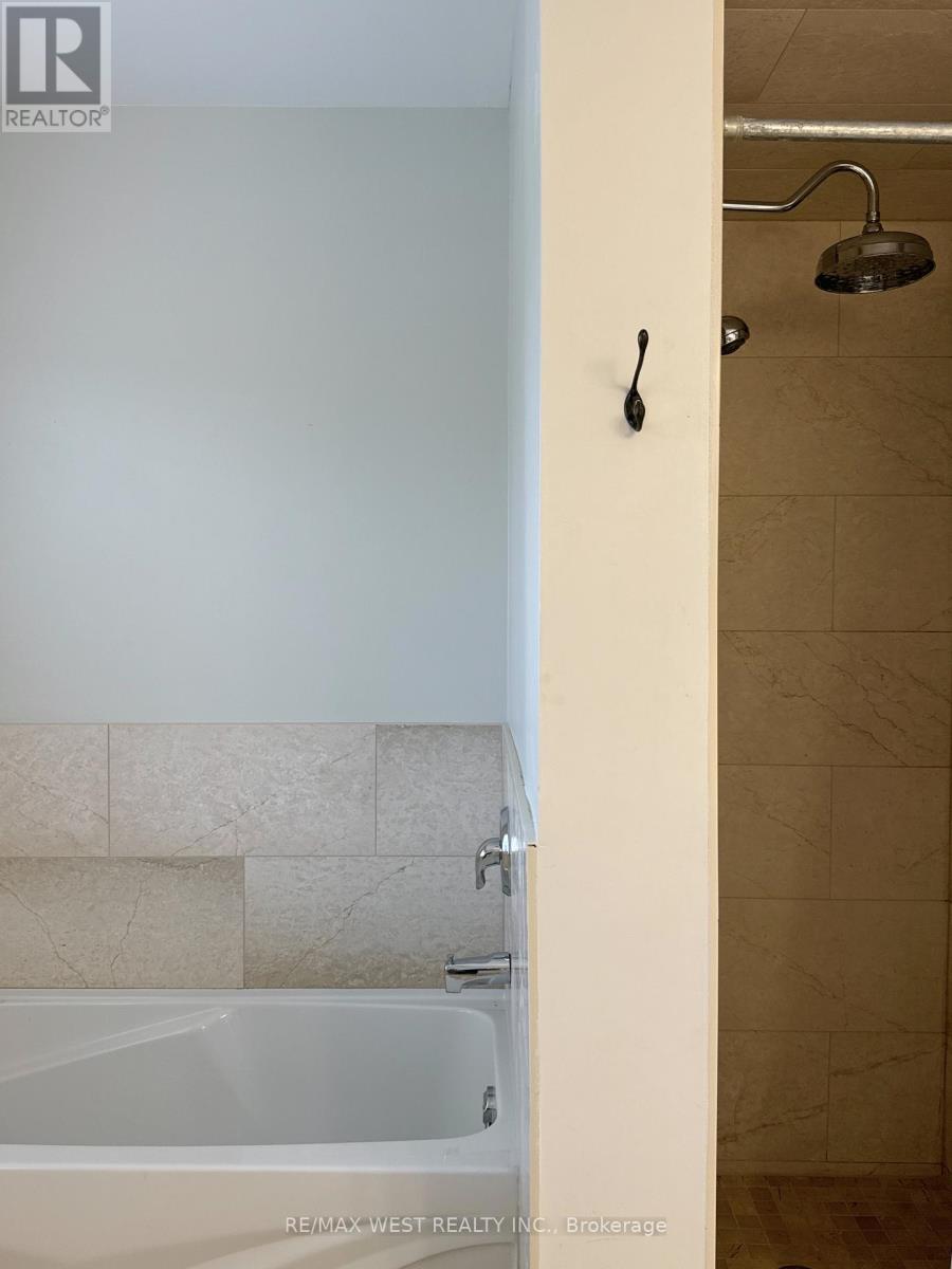 20 Kevi Crescent, Richmond Hill, Ontario  L4B 3C8 - Photo 18 - N12769912