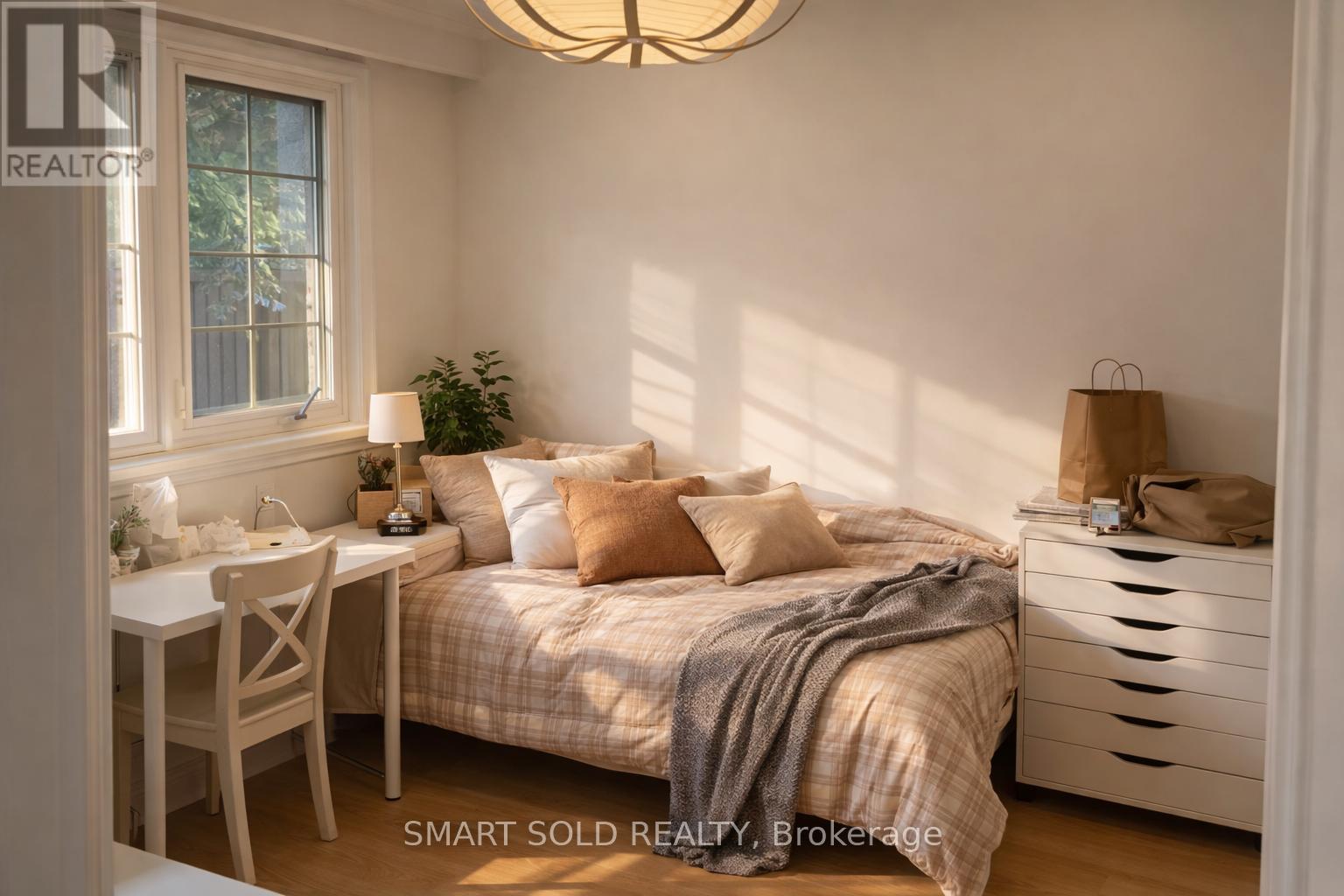 Main Floor - 7 Sussex Avenue, Richmond Hill, Ontario  L4C 2E5 - Photo 12 - N12769914