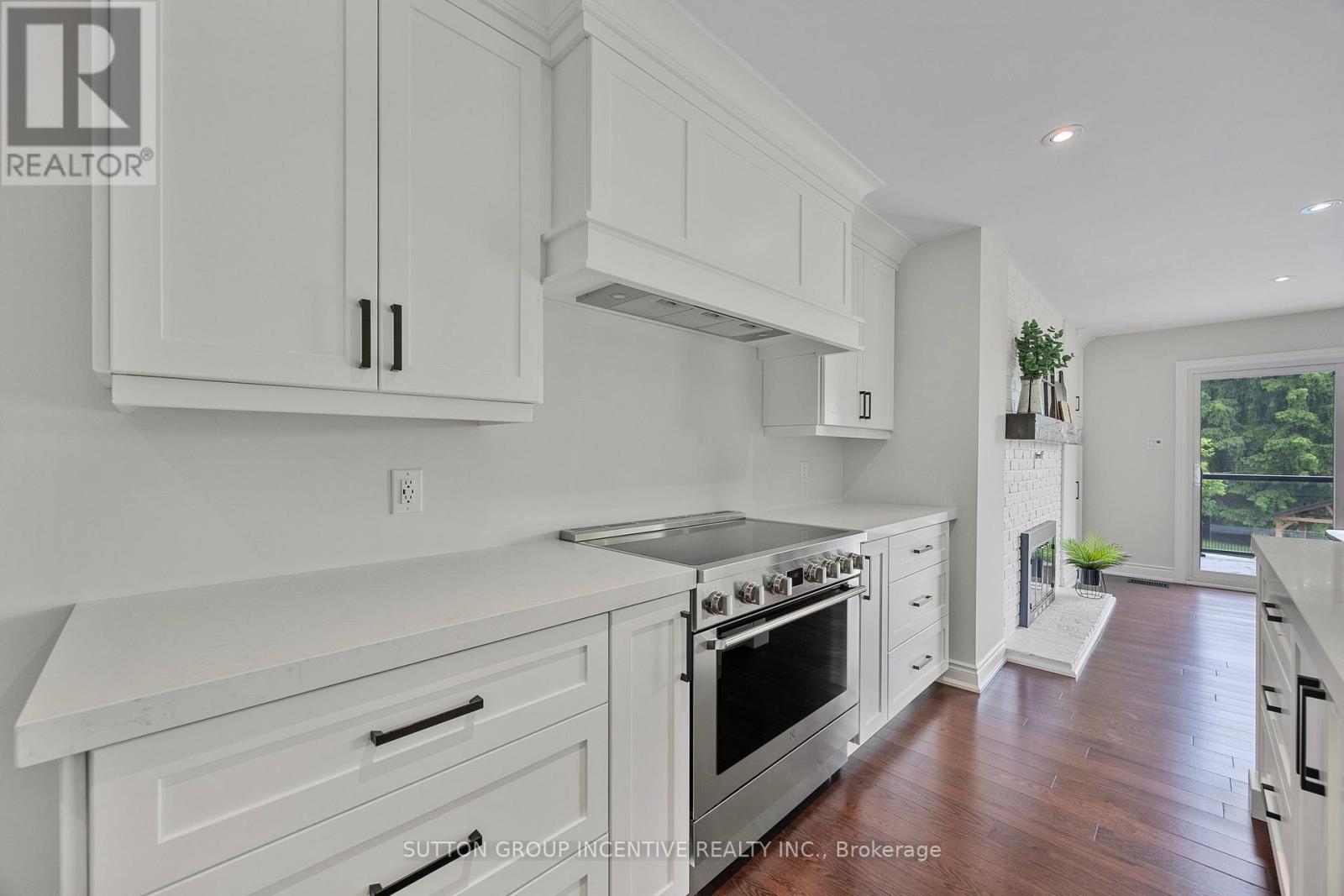 214 Hickory Lane, Barrie, Ontario  L4N 4J8 - Photo 19 - S12769920