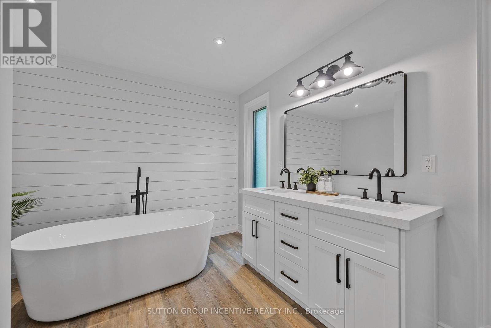 214 Hickory Lane, Barrie, Ontario  L4N 4J8 - Photo 30 - S12769920