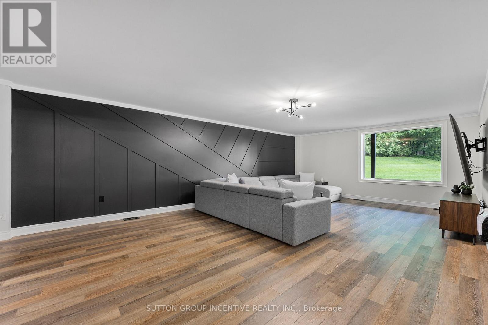 214 Hickory Lane, Barrie, Ontario  L4N 4J8 - Photo 37 - S12769920